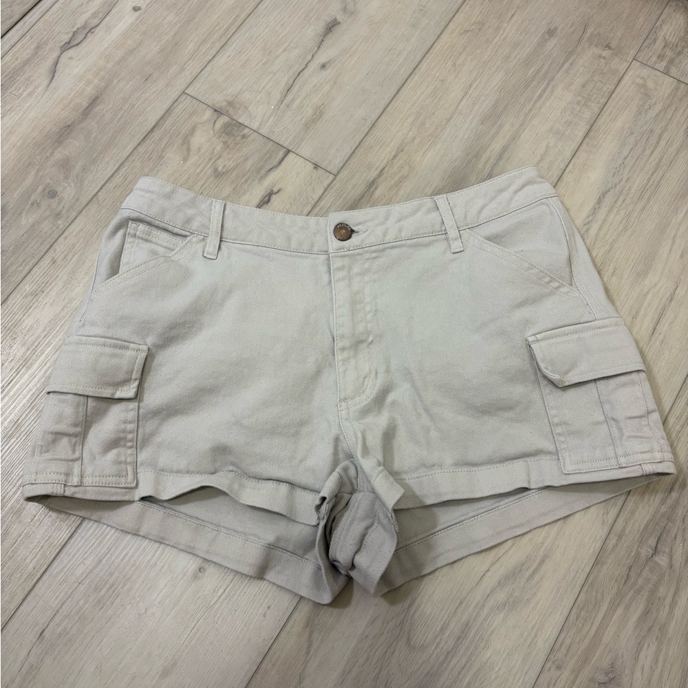 RSQ Women's Casual Tan Shorts